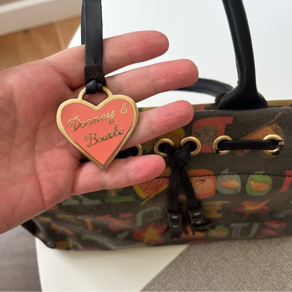 Dooney & Bourke Vintage Rainbow Doodle Black Tassle Tote - Picture 5 of 12